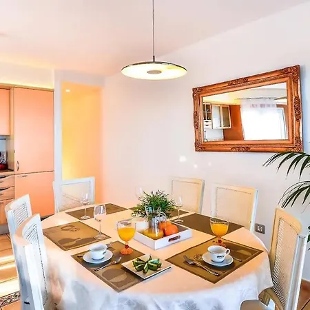 Ocean Breeze アパート コラレホ