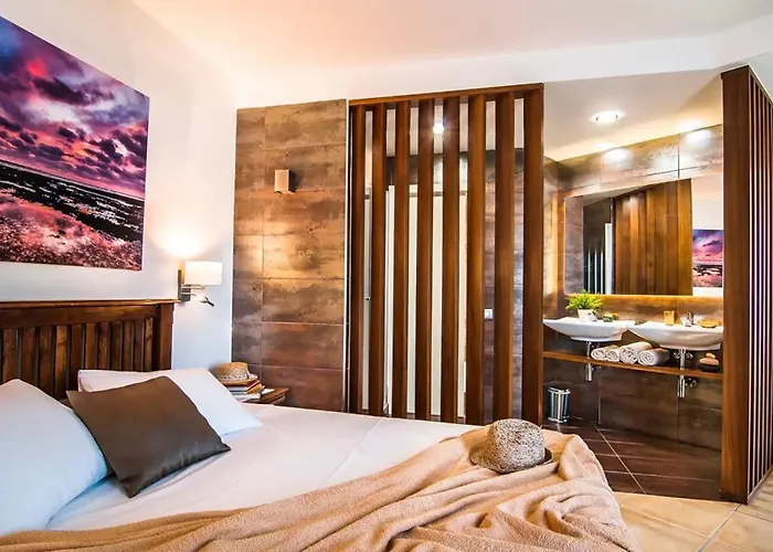 Ocean Breeze Apartment *